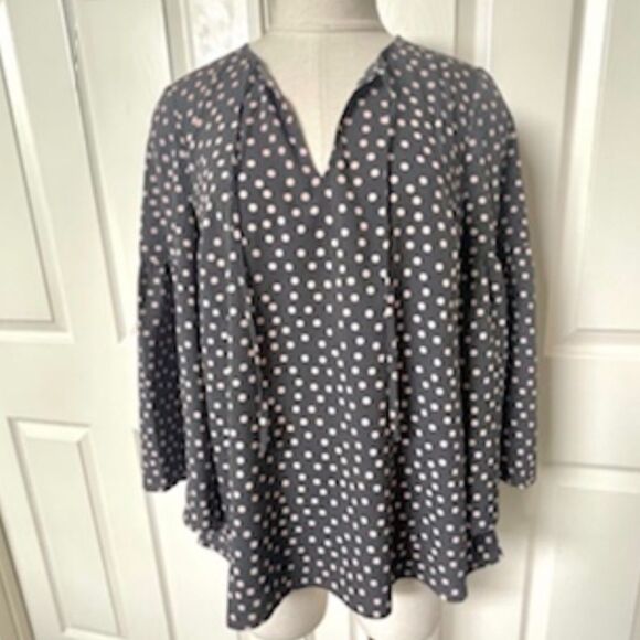 Boden grey long sleeved blouse with pink polka dots - Picture 10 of 10